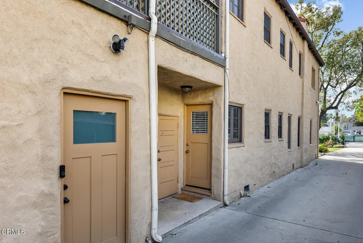 1550 N Lake Ave 018-mls