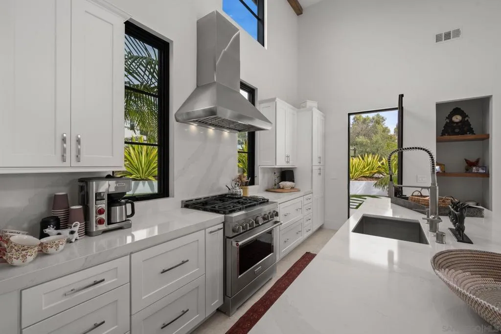 16786 88 Calle Hermosa, San Diego, California 92127 home-pic-20