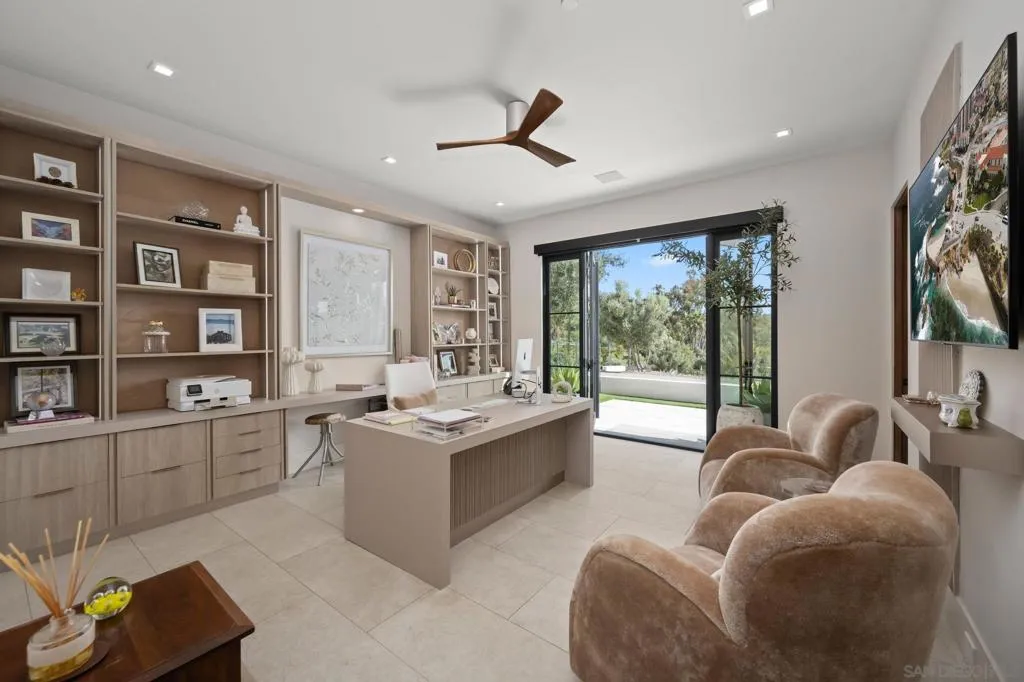 16786 88 Calle Hermosa, San Diego, California 92127 home-pic-18