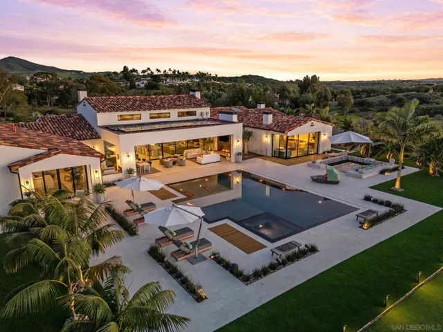 2.62 fully fenced and gated acres with VIEWS!