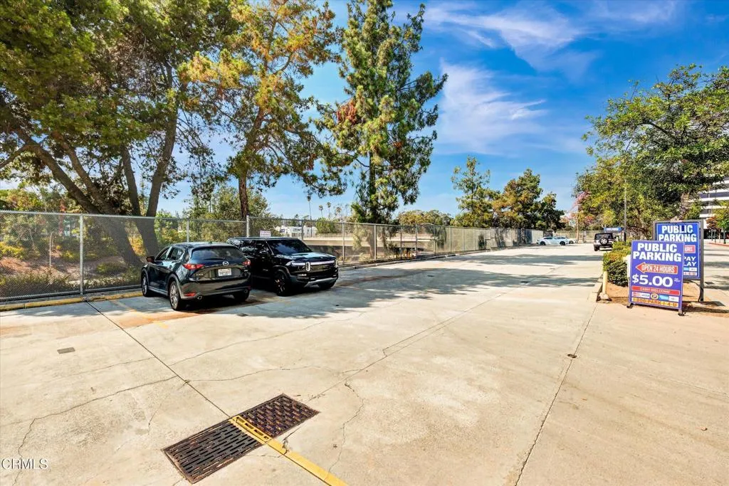 159 W Green Street 408, Pasadena, California 91105 home-pic-37