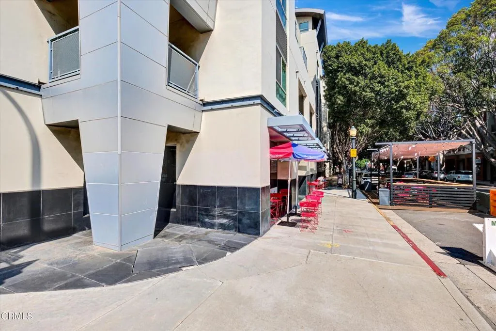 159 W Green Street 408, Pasadena, California 91105 home-pic-36
