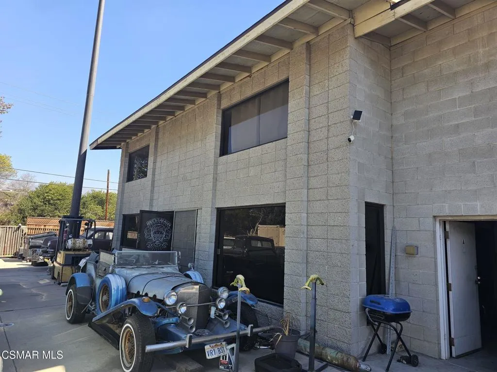 760 E Santa Maria St