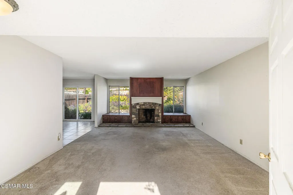 139 Prentiss Street, Thousand Oaks, California 91360 home-pic-6