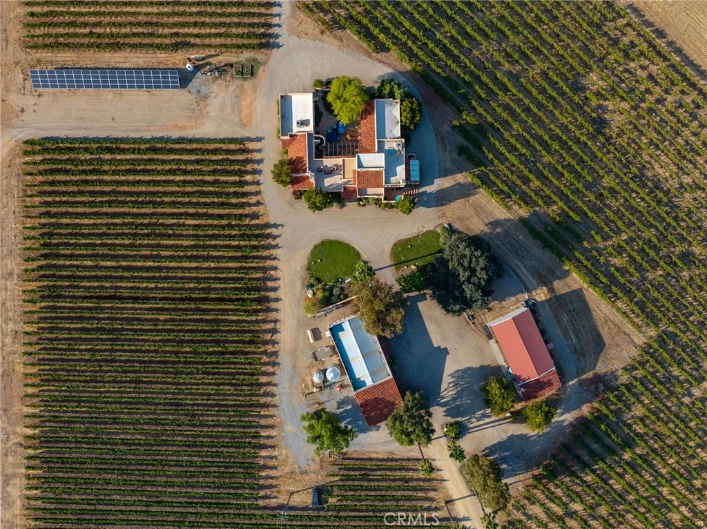 7010 Wilderness Lane, Paso Robles, California 93446 home-pic-74