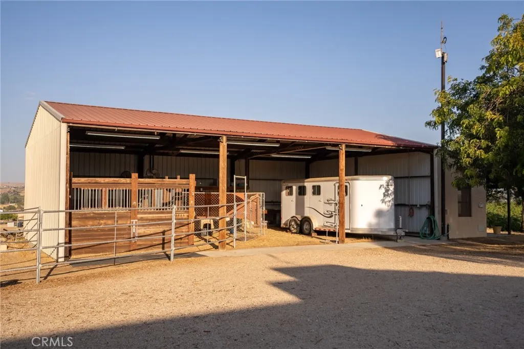 7010 Wilderness Lane, Paso Robles, California 93446 home-pic-59