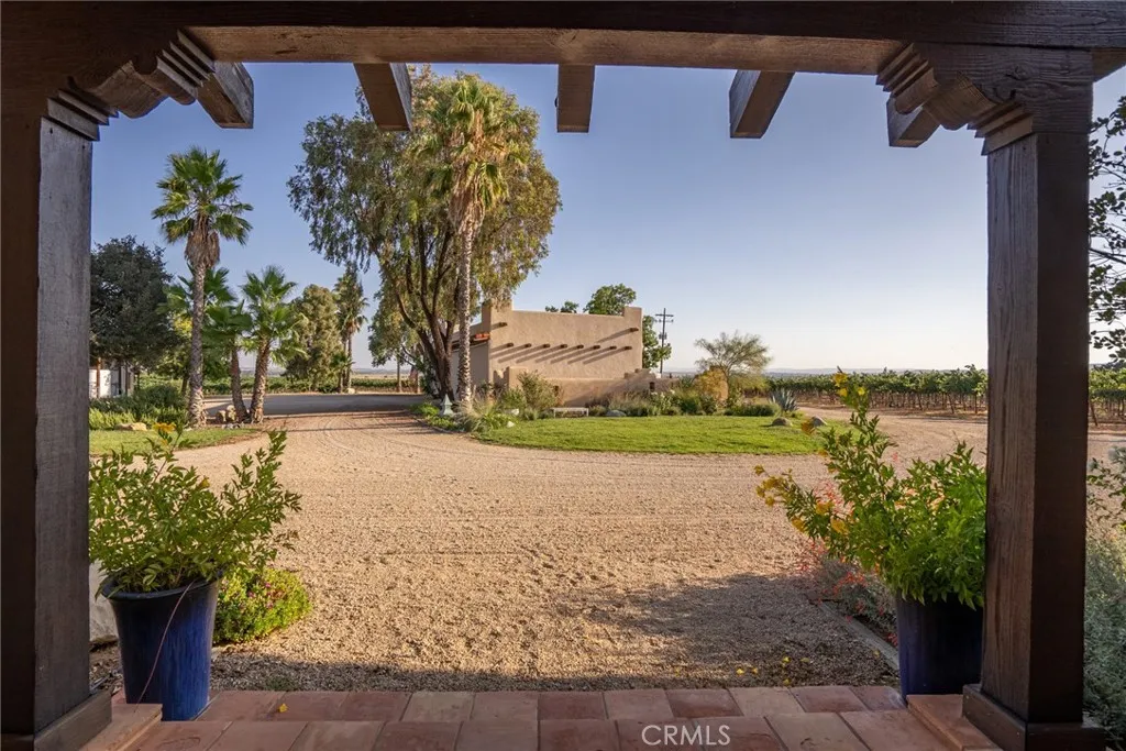 7010 Wilderness Lane, Paso Robles, California 93446 home-pic-53