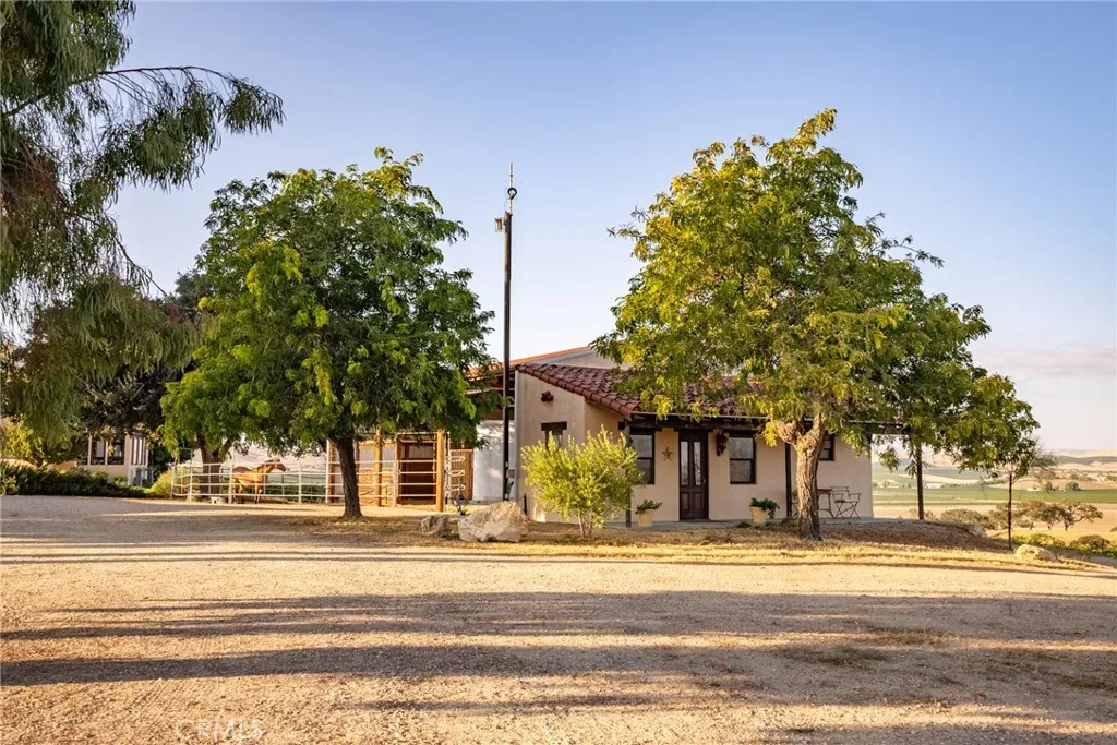7010 Wilderness Lane, Paso Robles, California 93446 home-pic-68
