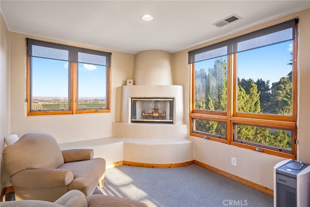 7010 Wilderness Lane, Paso Robles, California 93446 home-pic-25