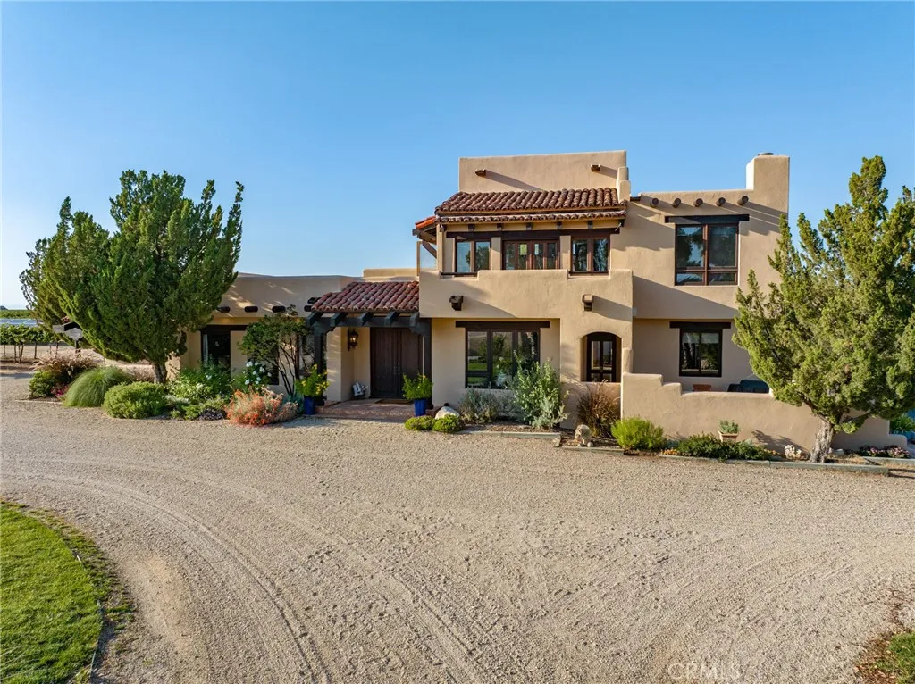 7010 Wilderness Lane, Paso Robles, California 93446 home-pic-47