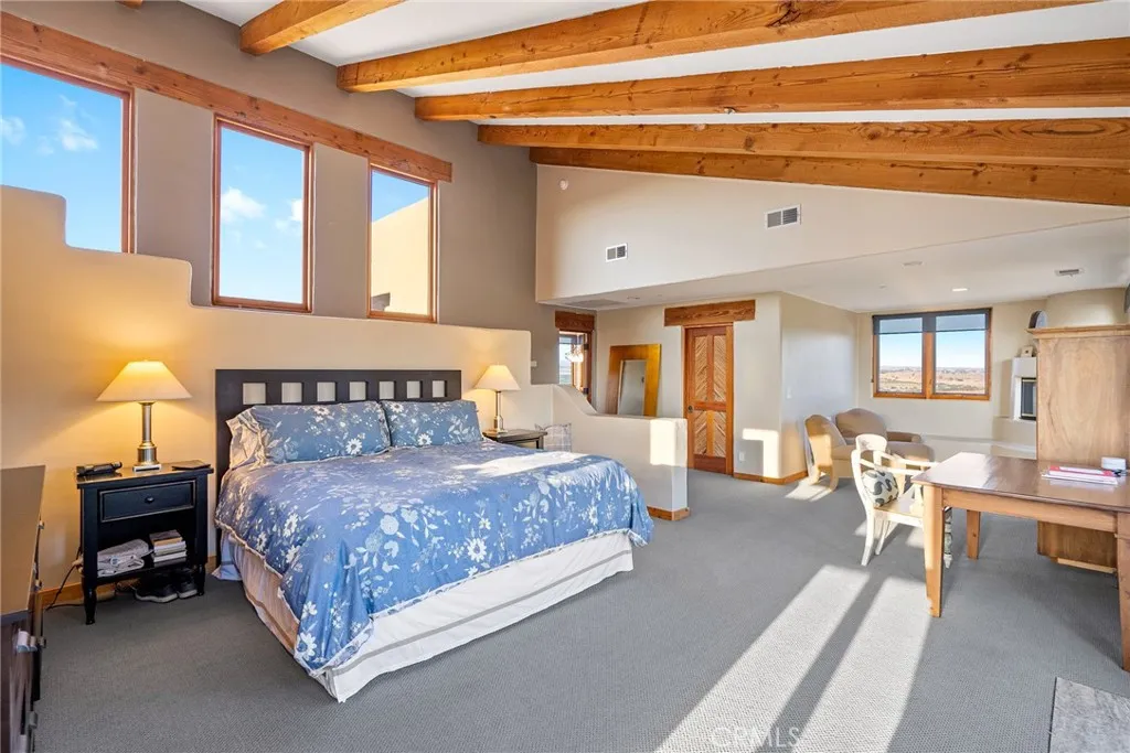 7010 Wilderness Lane, Paso Robles, California 93446 home-pic-26