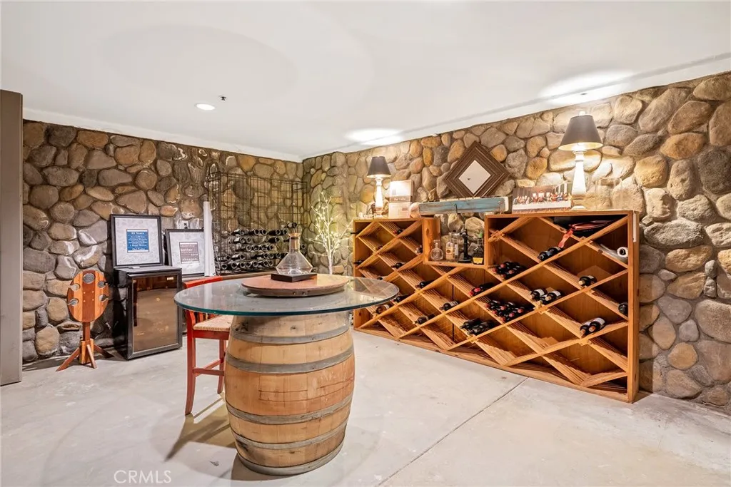 7010 Wilderness Lane, Paso Robles, California 93446 home-pic-36