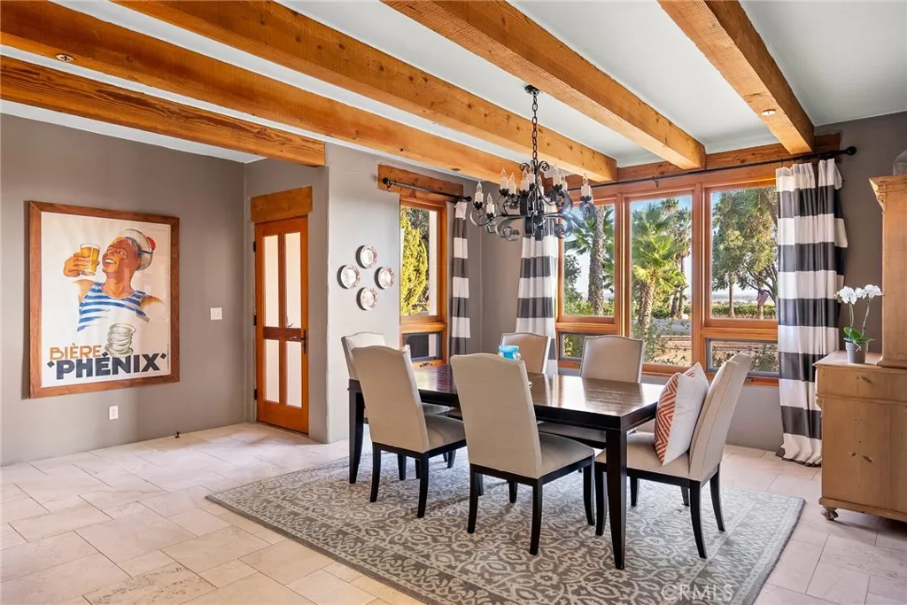 7010 Wilderness Lane, Paso Robles, California 93446 home-pic-11