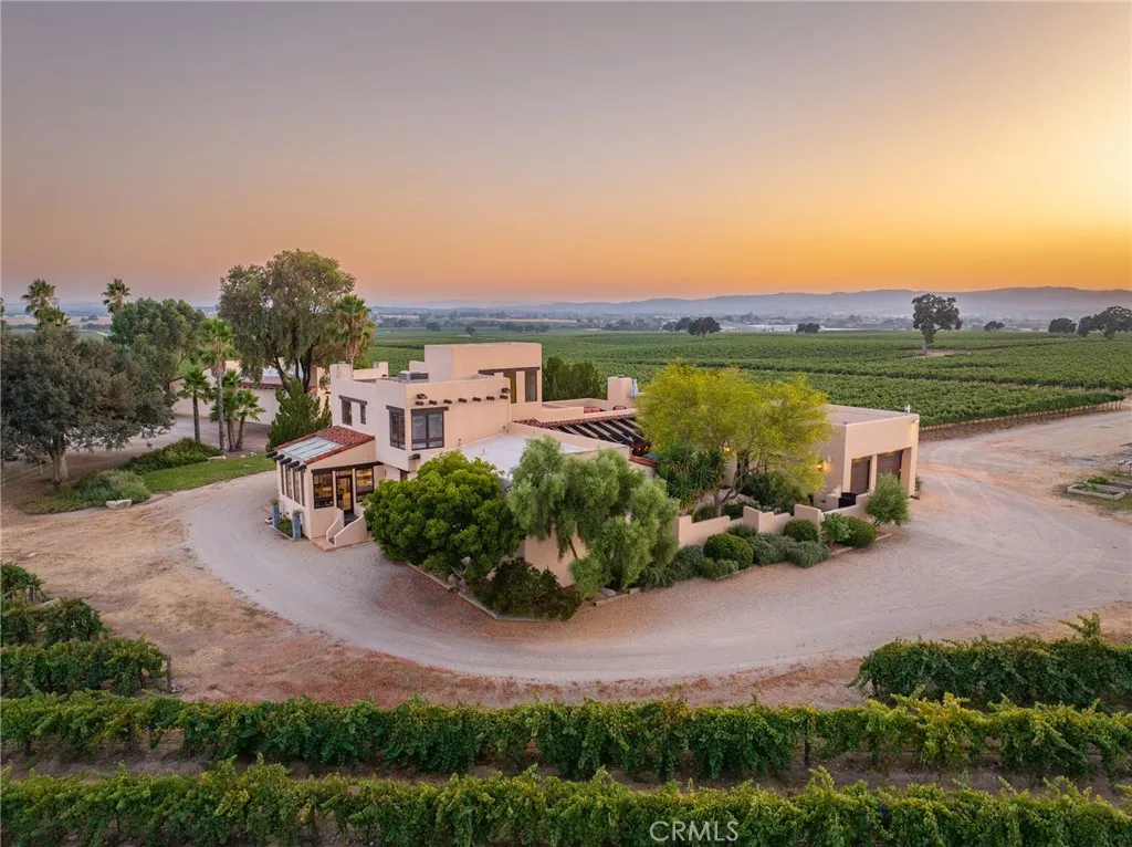 7010 Wilderness Lane, Paso Robles, California 93446 home-pic-73