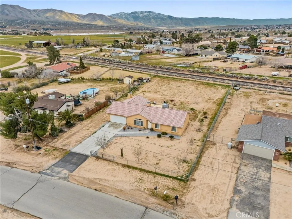 19251 Vine Street, Hesperia, California 92345 home-pic-32