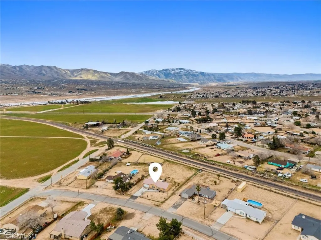 19251 Vine Street, Hesperia, California 92345 home-pic-35