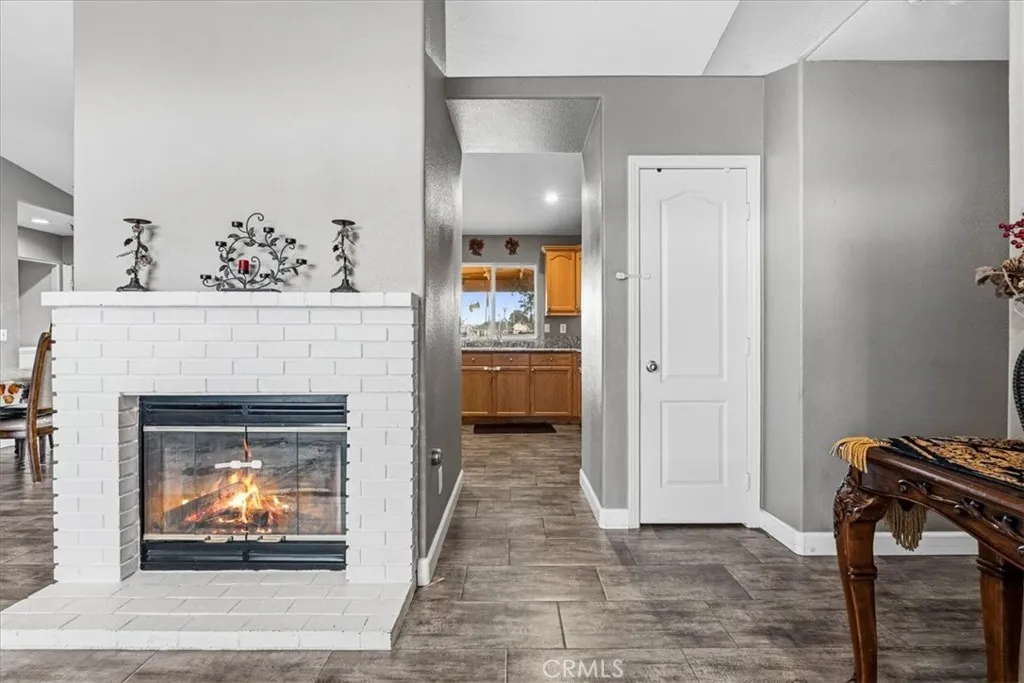 19251 Vine Street, Hesperia, California 92345 home-pic-10