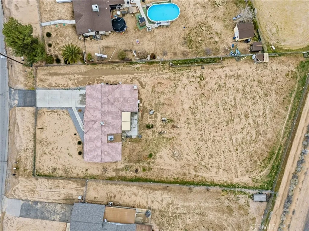 19251 Vine Street, Hesperia, California 92345 home-pic-33