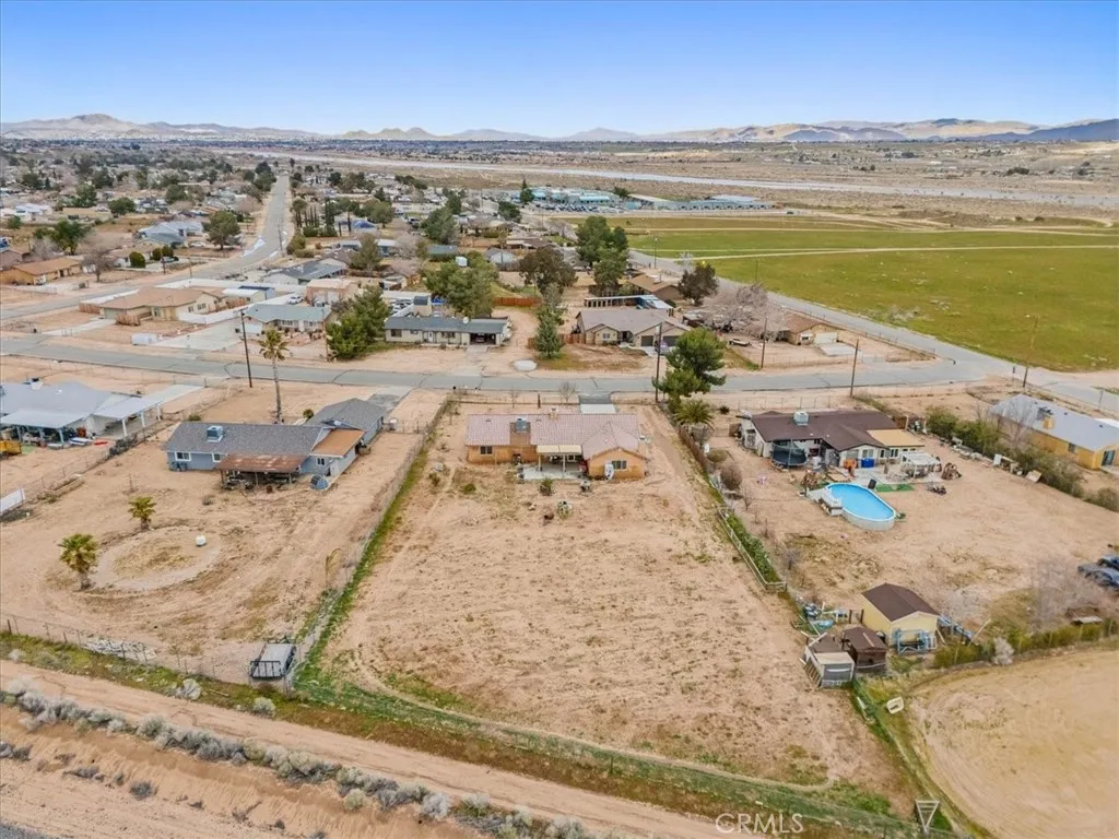 19251 Vine Street, Hesperia, California 92345 home-pic-34