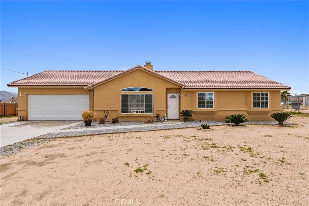 19251 Vine Street, Hesperia, California 92345 home-pic-4