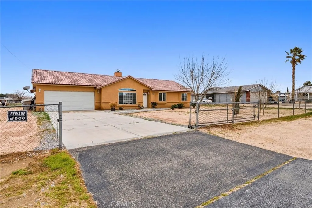 19251 Vine Street, Hesperia, California 92345 home-pic-2