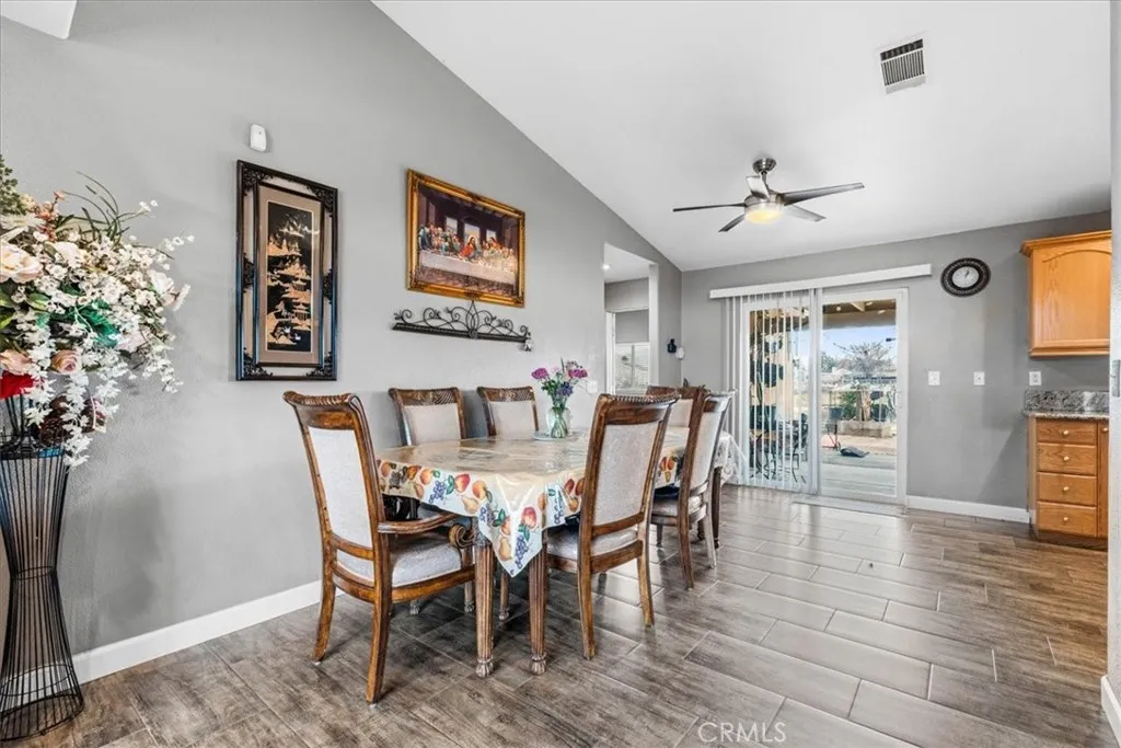 19251 Vine Street, Hesperia, California 92345 home-pic-11
