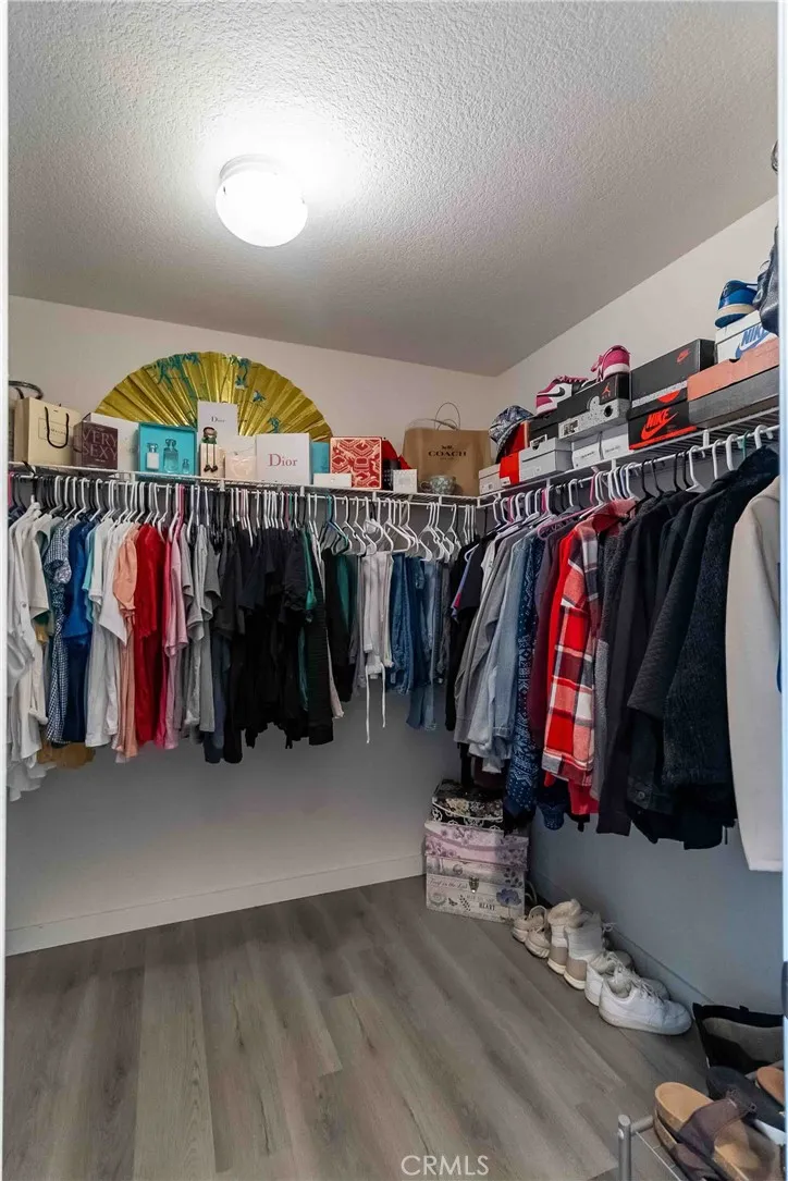 14761 Coachman, Victorville, California 92394 home-pic-41