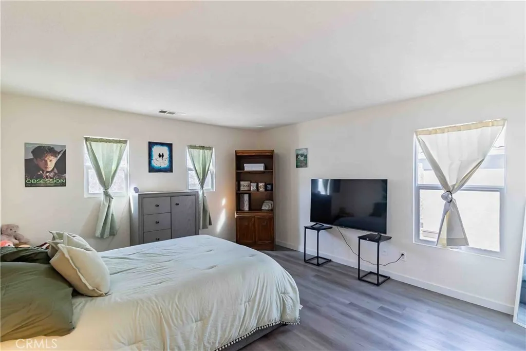 14761 Coachman, Victorville, California 92394 home-pic-46