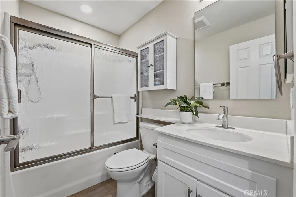 7700 E Viewrim, Anaheim Hills, California 92808 home-pic-45