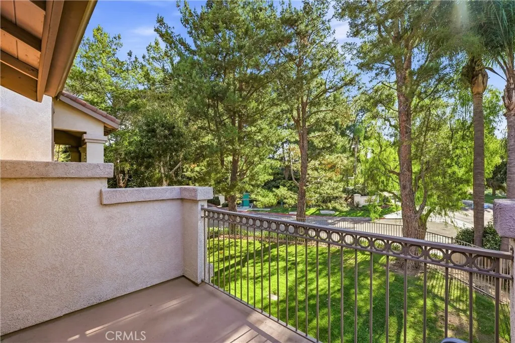 7700 E Viewrim, Anaheim Hills, California 92808 home-pic-39