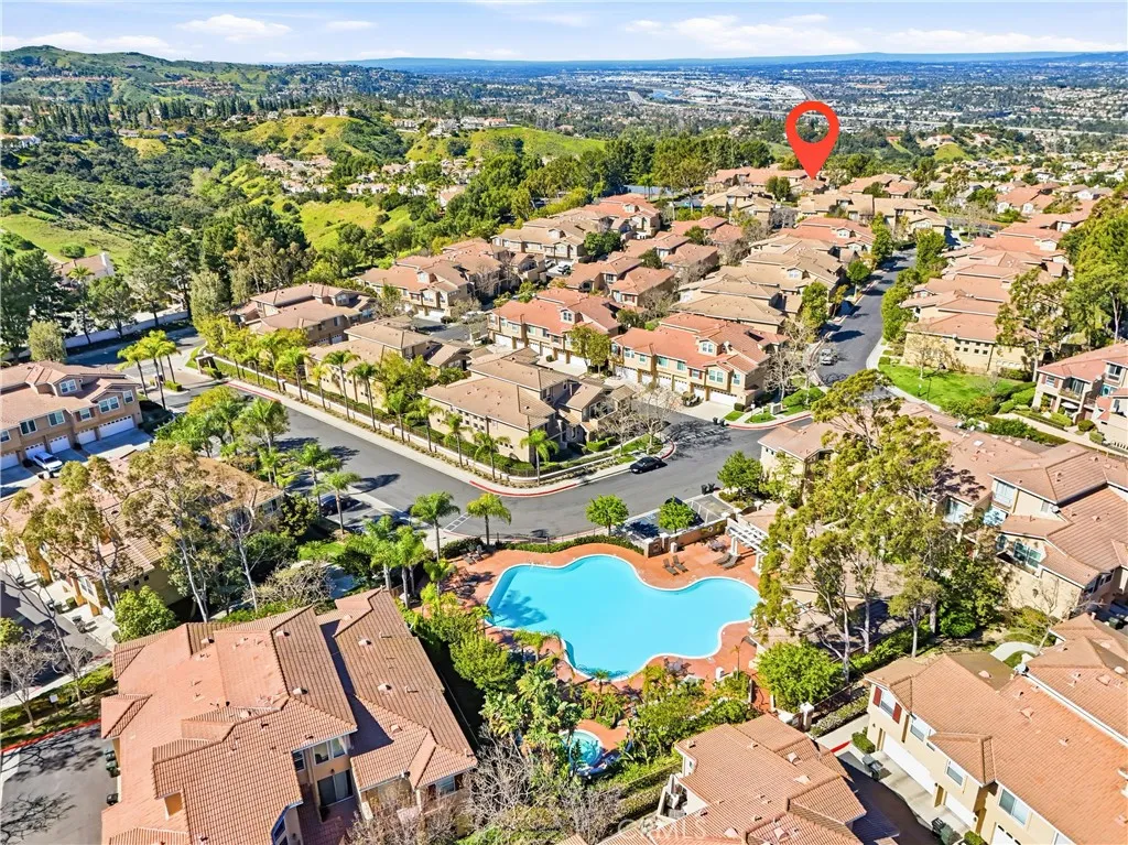 7700 E Viewrim, Anaheim Hills, California 92808 home-pic-60