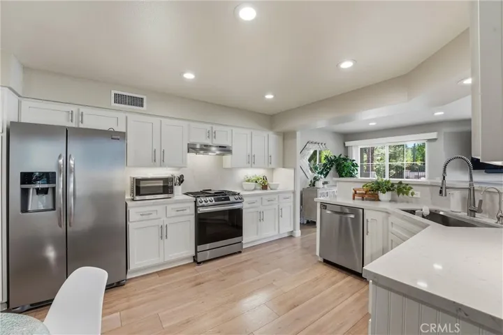 7700 E Viewrim, Anaheim Hills, California 92808