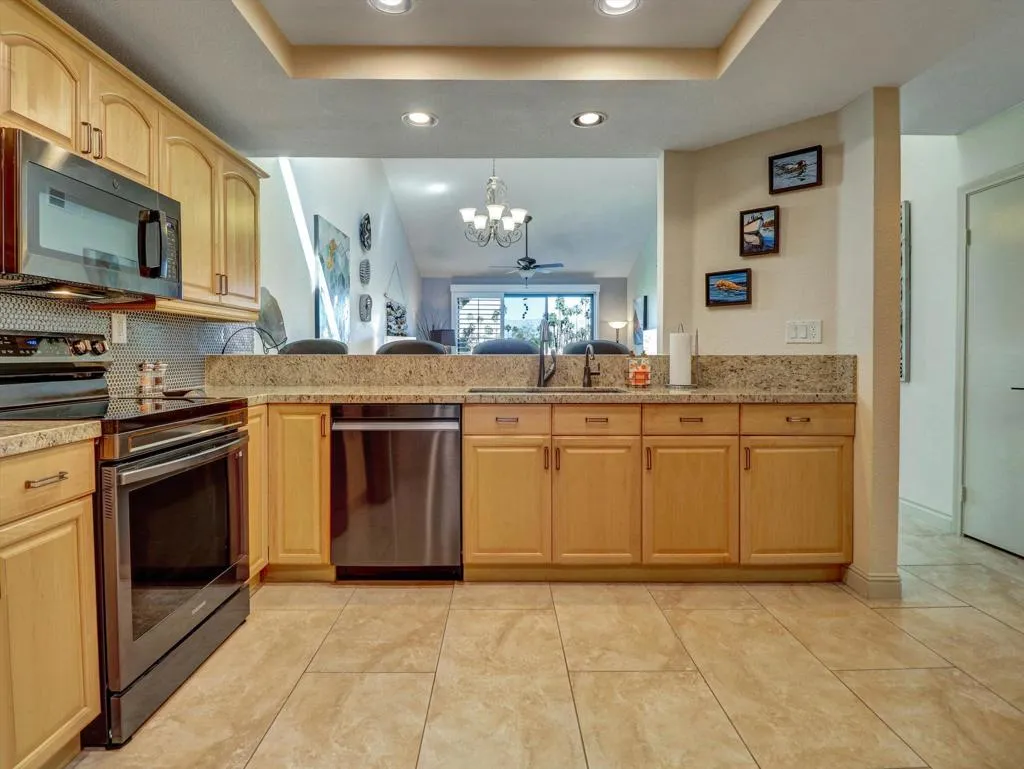 76752 Chrysanthemum Way, Palm Desert, California 92211 home-pic-24