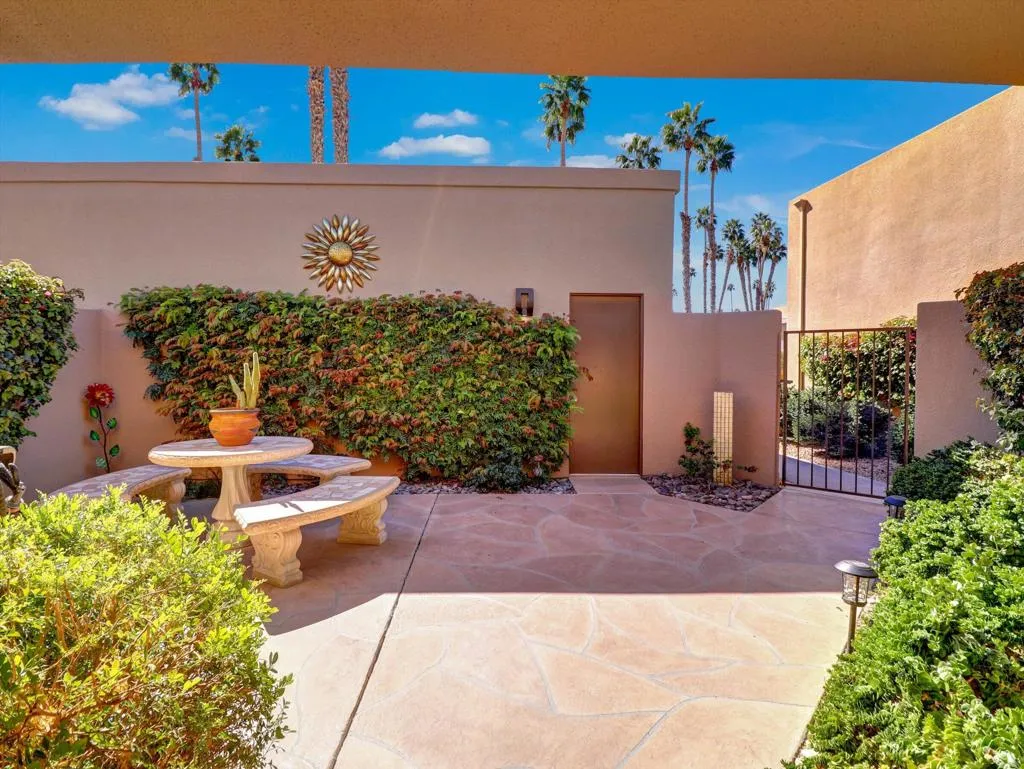 76752 Chrysanthemum Way, Palm Desert, California 92211 home-pic-5