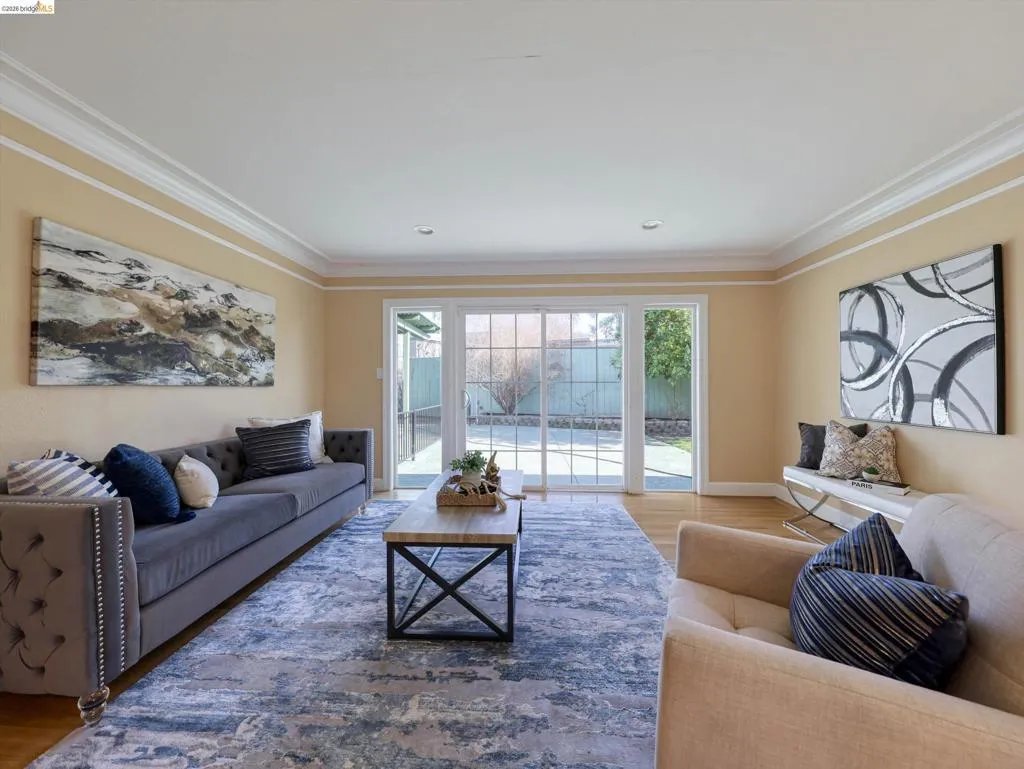 1134 1134 Lovell Ct, Concord, California 94520 home-pic-9