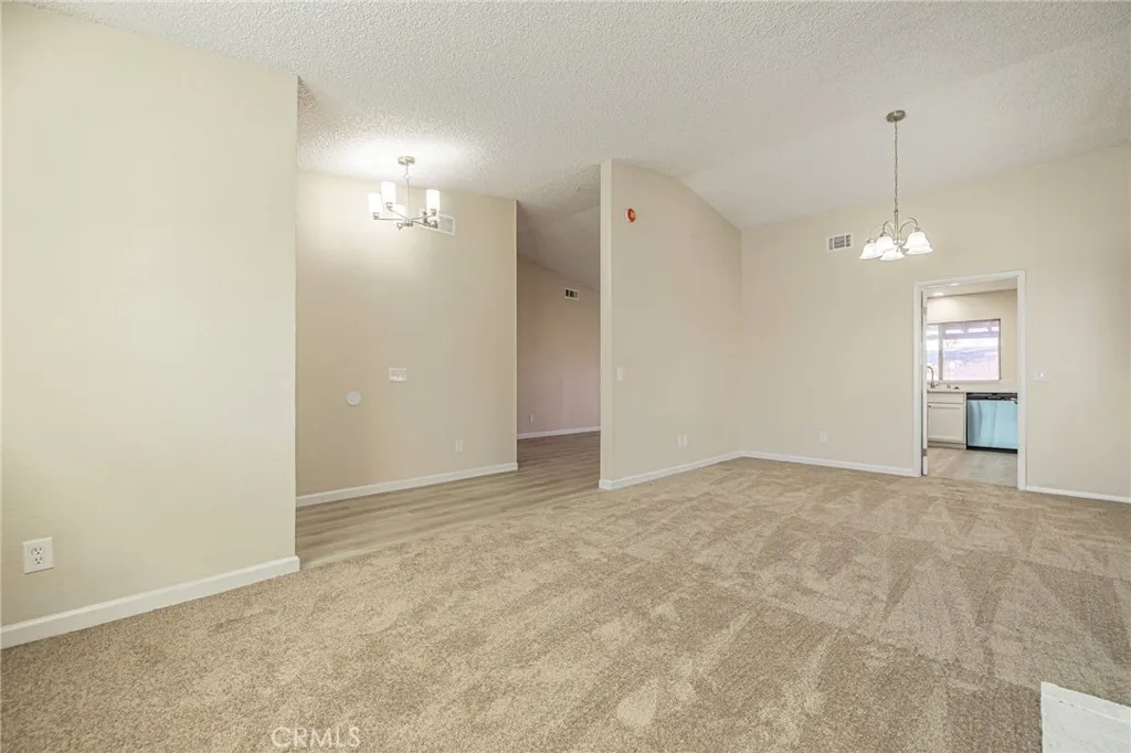 1129 Lightcap, Lancaster, California 93535 home-pic-9