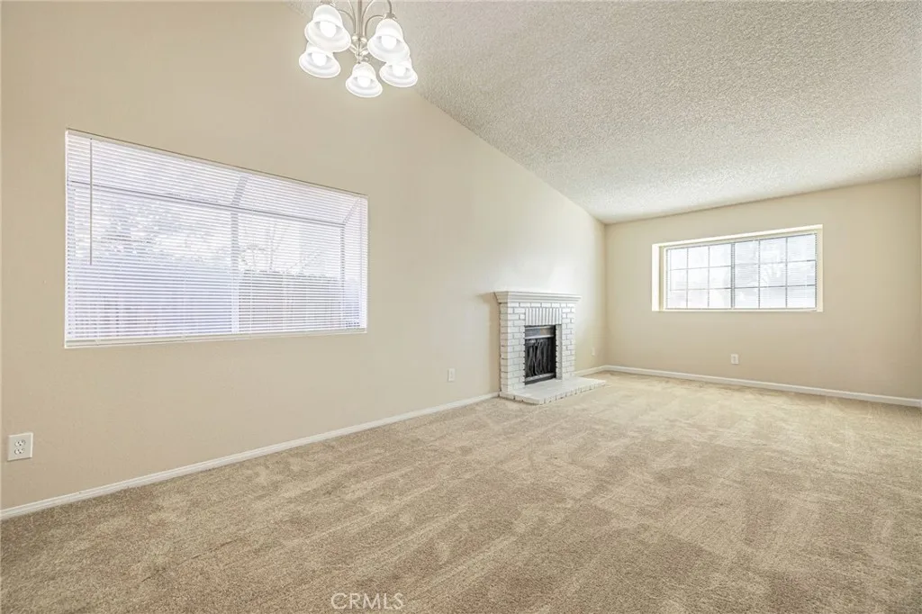 1129 Lightcap, Lancaster, California 93535 home-pic-12