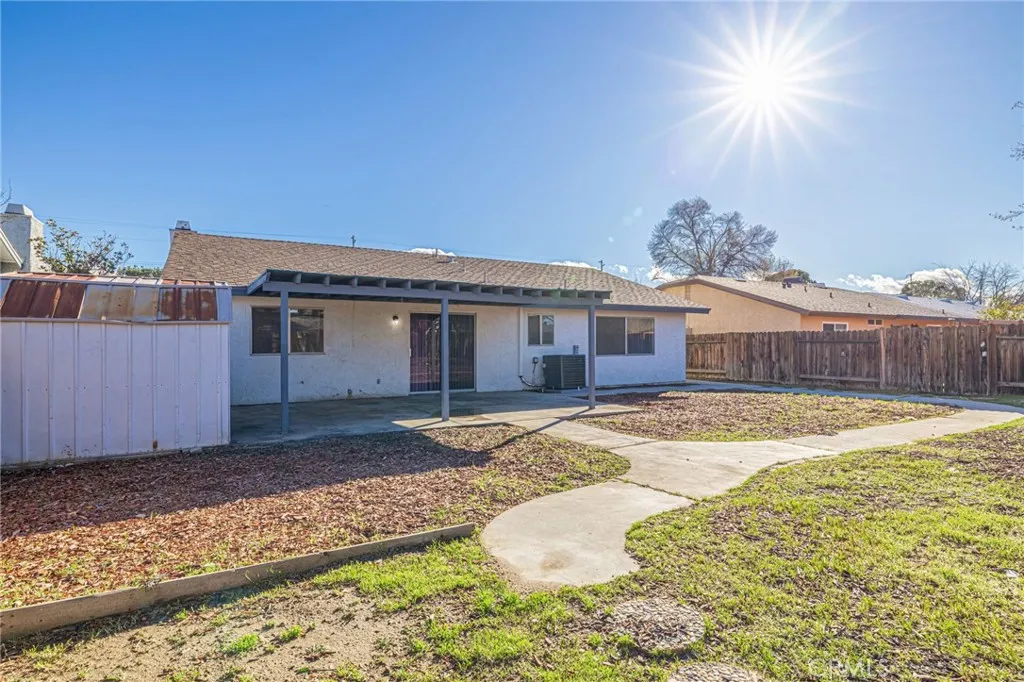 1129 Lightcap, Lancaster, California 93535 home-pic-31
