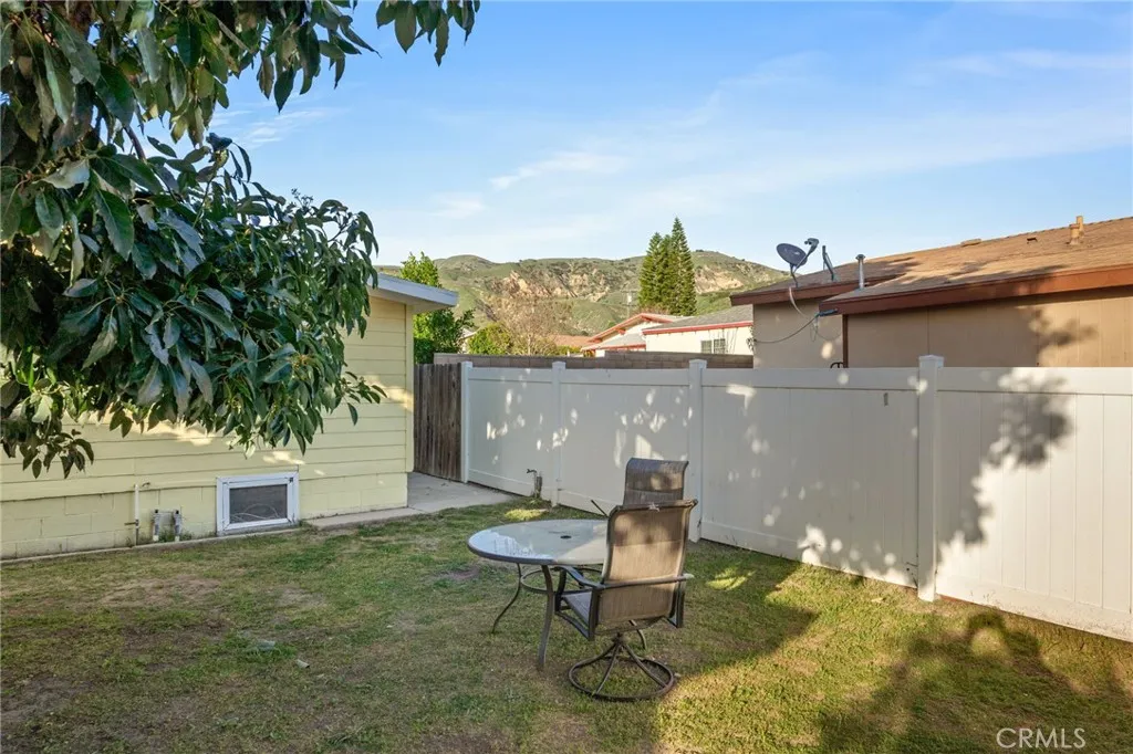 318 Bard, Fillmore, California 93015 home-pic-24