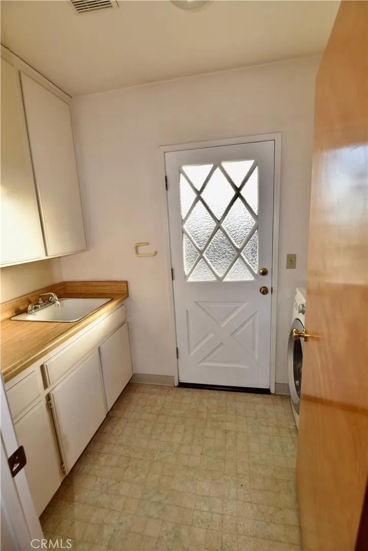 400 N 20th, Montebello, California 90640 home-pic-11