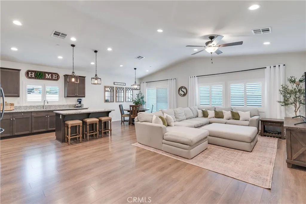 29710 Western Front, Menifee, California 92584 home-pic-18