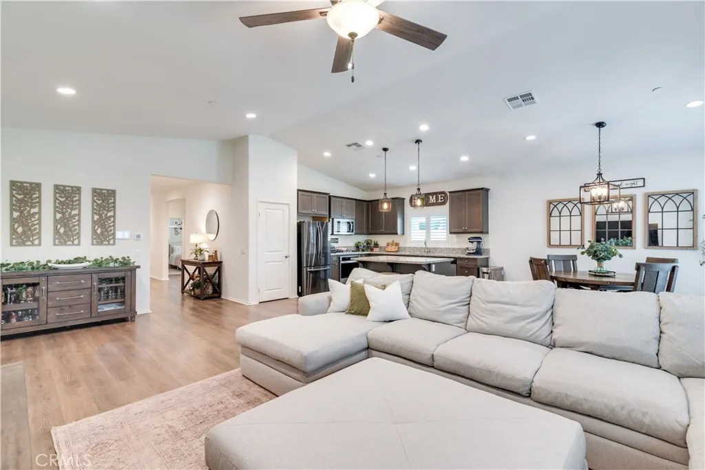 29710 Western Front, Menifee, California 92584 home-pic-13