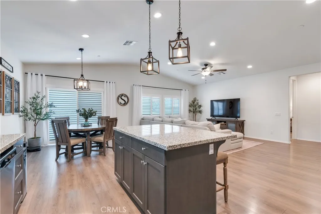 29710 Western Front, Menifee, California 92584 home-pic-9