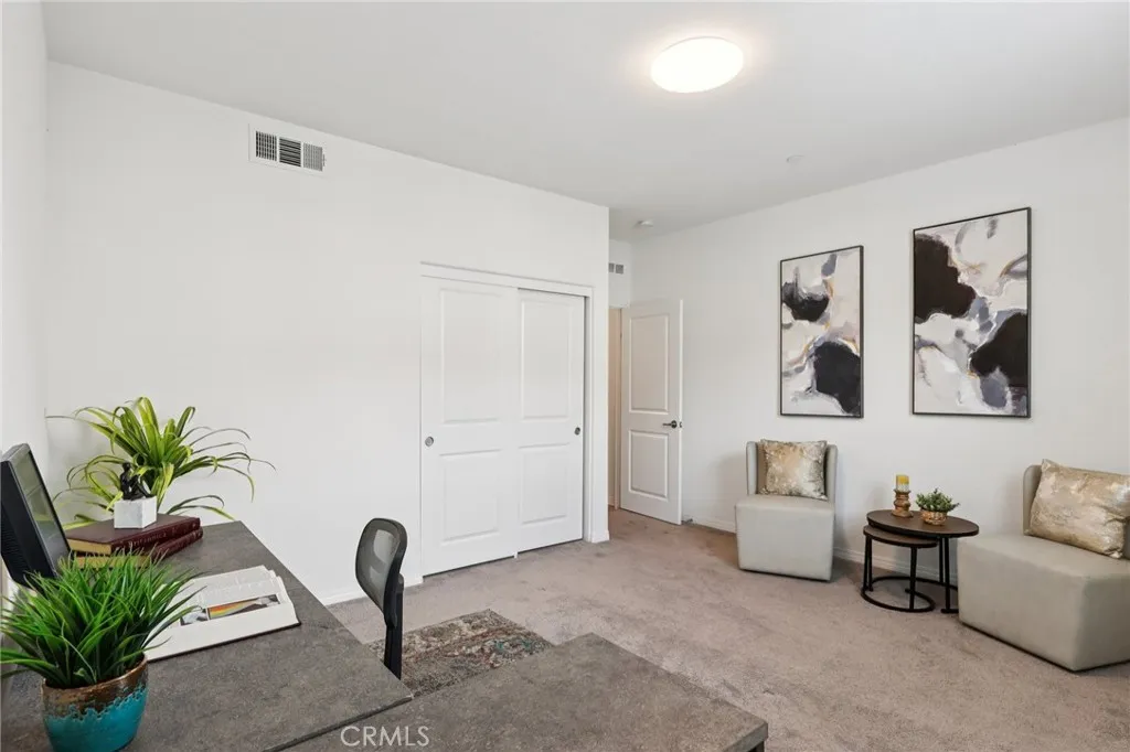 15280 Horizon 2, Fontana, California 92336 home-pic-18