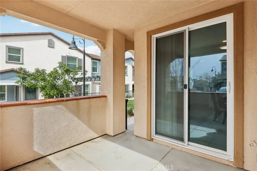 15280 Horizon 2, Fontana, California 92336 home-pic-32