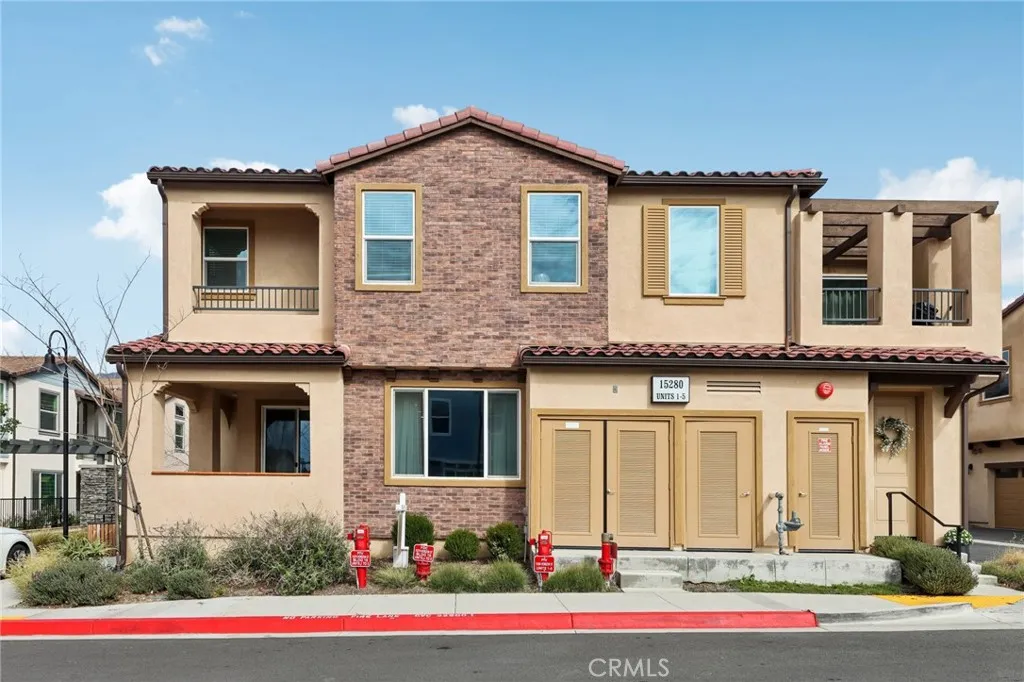 15280 Horizon 2, Fontana, California 92336 home-pic-1
