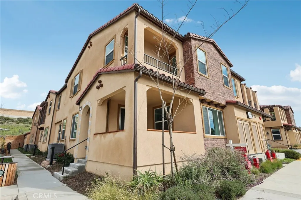 15280 Horizon 2, Fontana, California 92336 home-pic-2