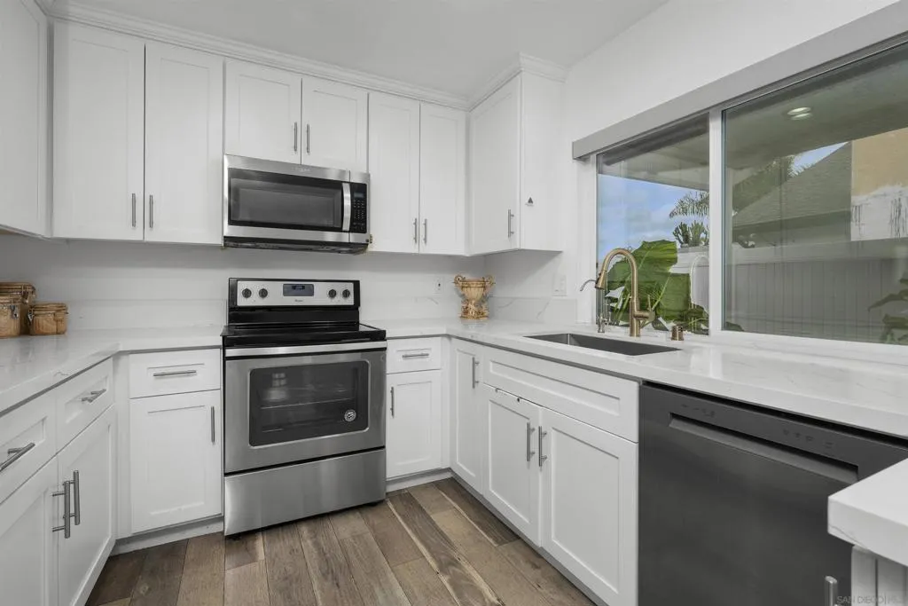 3310 Biscay Dr, San Diego, California 92154 home-pic-7