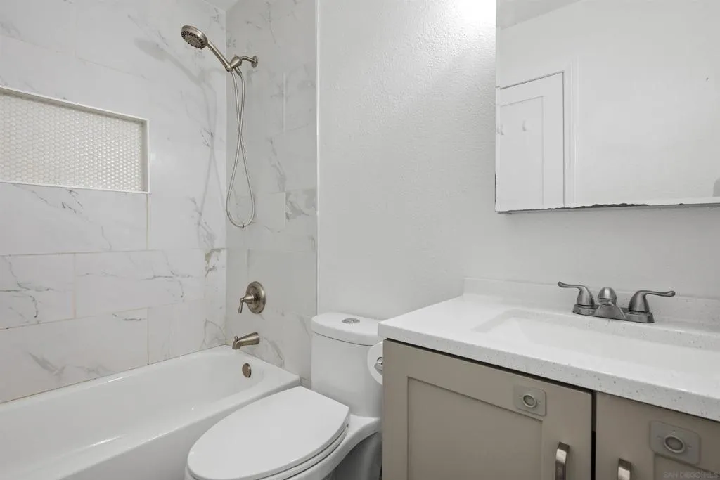 3310 Biscay Dr, San Diego, California 92154 home-pic-13
