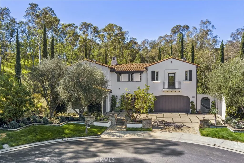 10885 Silverado, Tustin, California 92782 home-pic-1